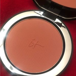 It cosmetics bye bye pores blush